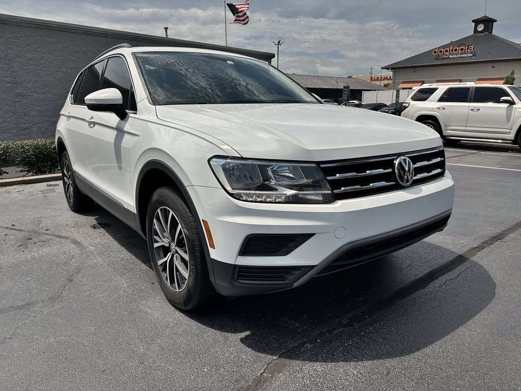 Used 2020 Volkswagen Tiguan SE with VIN 3VV2B7AX1LM092942 for sale in Lexington, KY